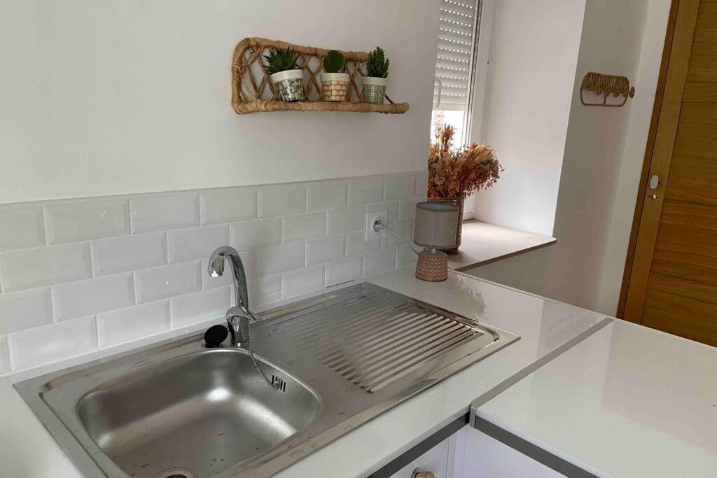 Au Coin Des Hospices Apartment Beaune  Luaran gambar