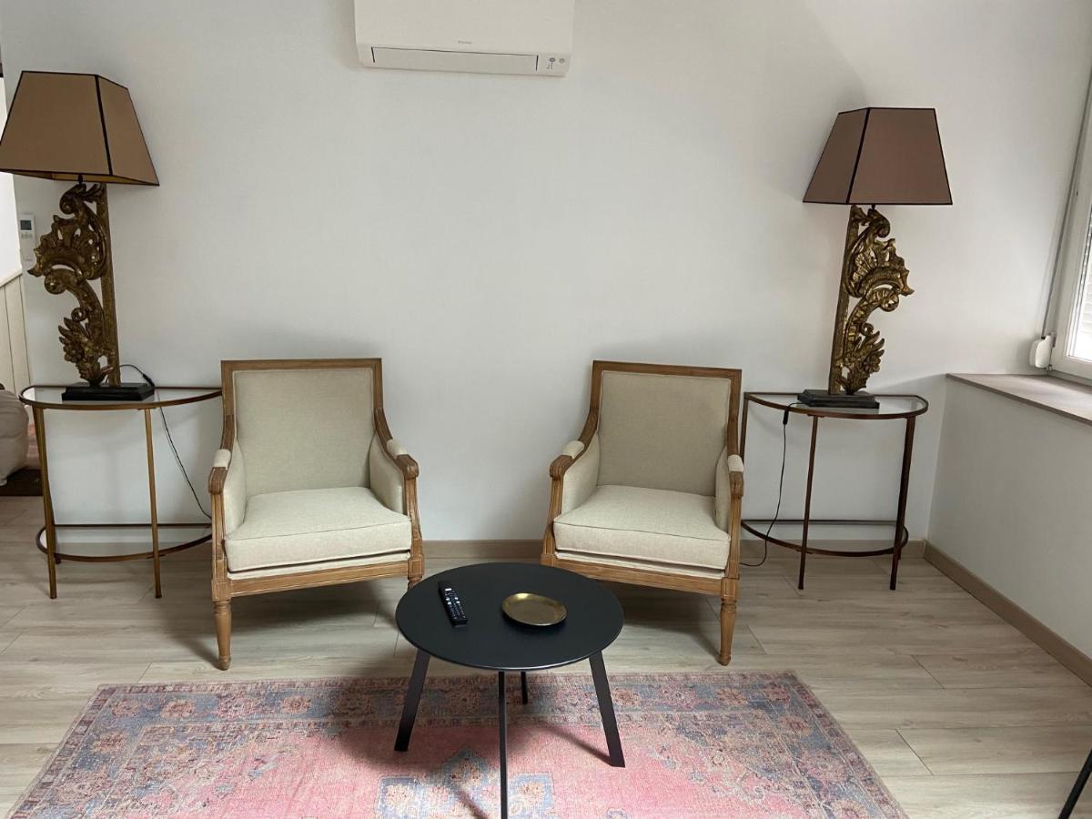 Au Coin Des Hospices Apartment Beaune  Luaran gambar